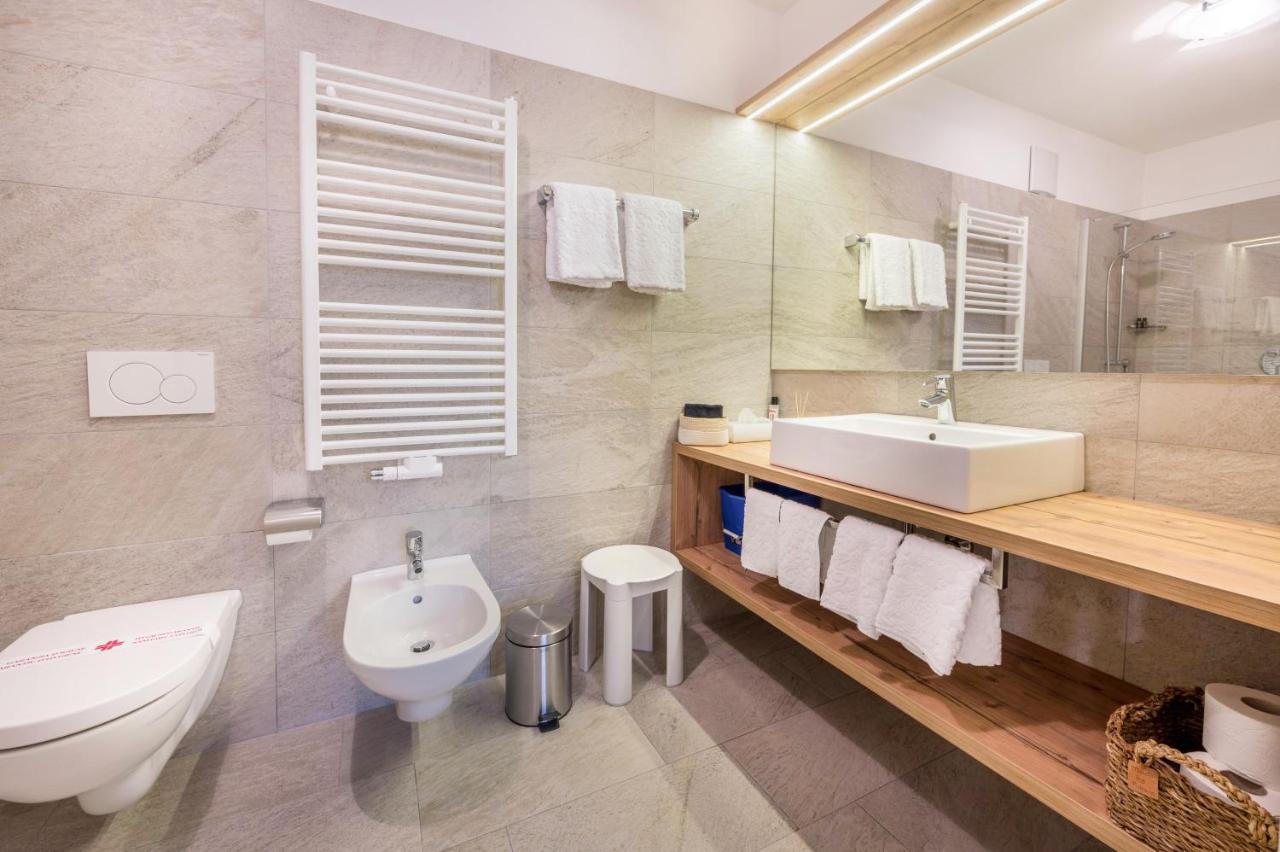 Haus Zur Vogelweide App 1 Apartment Добиако Екстериор снимка