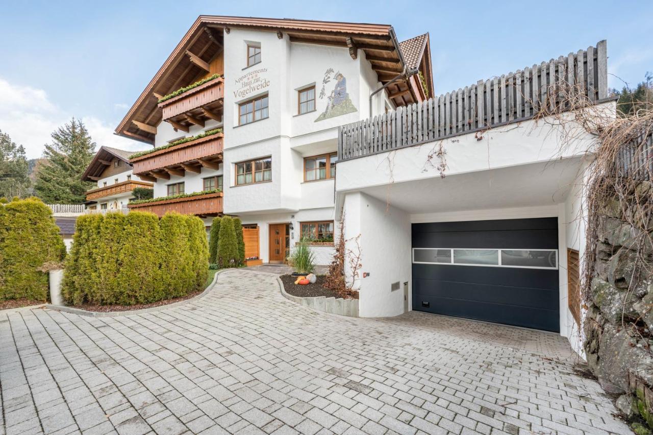 Haus Zur Vogelweide App 1 Apartment Добиако Екстериор снимка